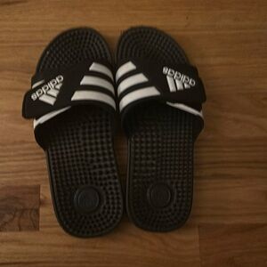 Men's adidas's slides